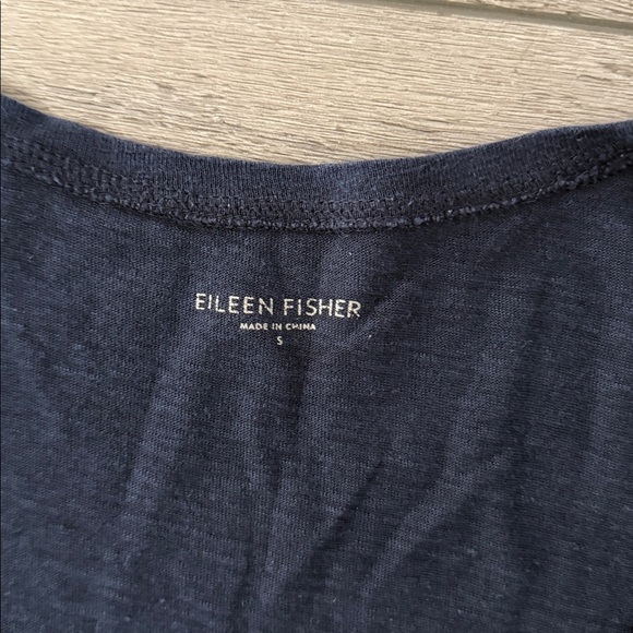 Eileen Fisher linen navy blue tshirt small - Picture 3 of 4